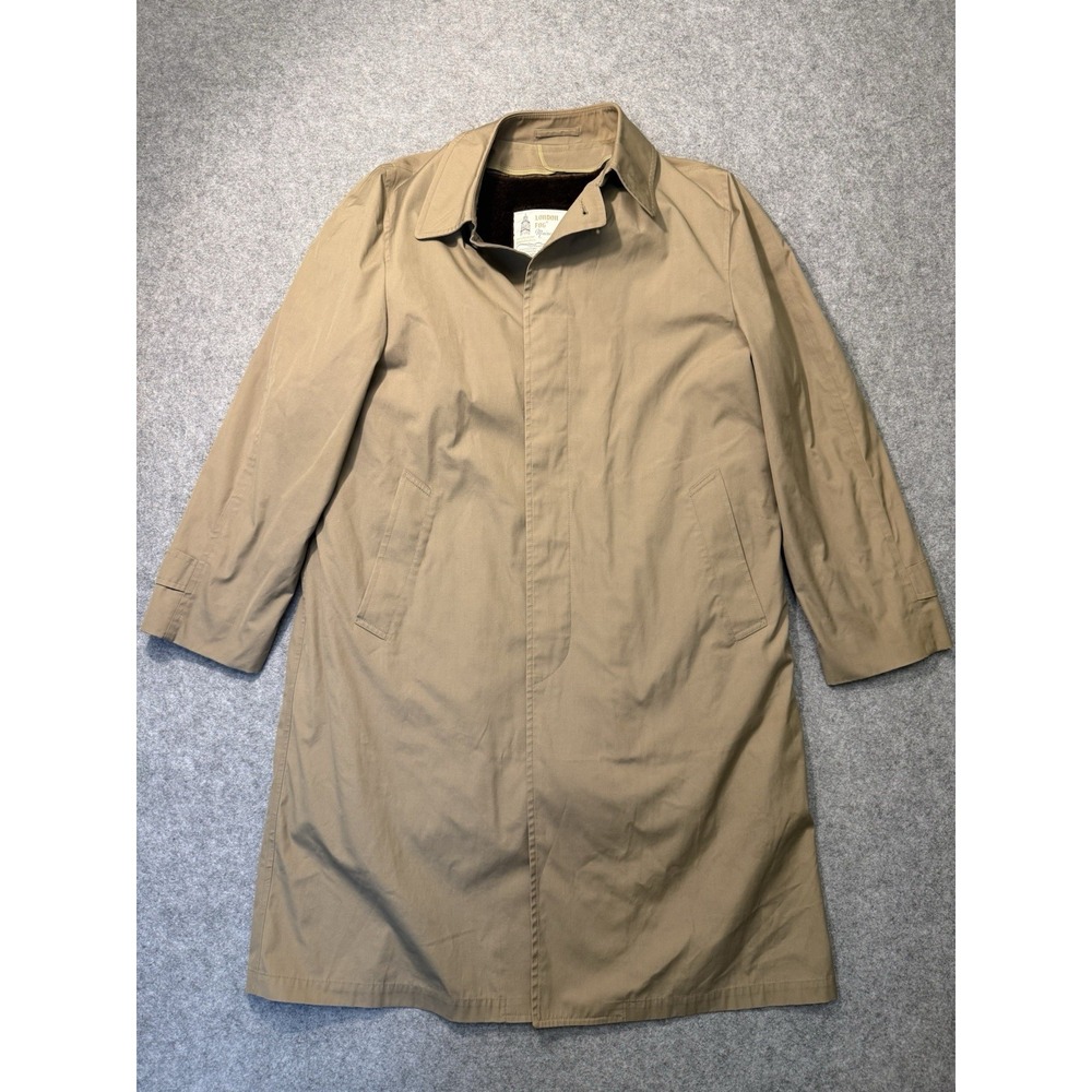 Vintage London Fog Maincoats Raincoat 44 Long Tan USA Made Balmacaan Trench